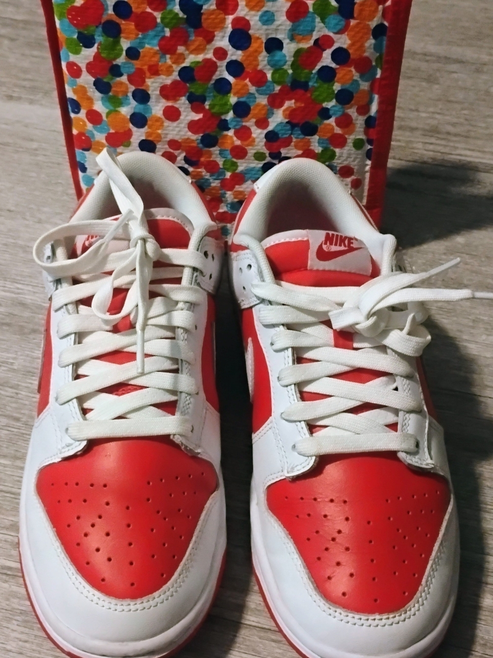 Nike Men’s Low-Top Sneakers - White & Red
